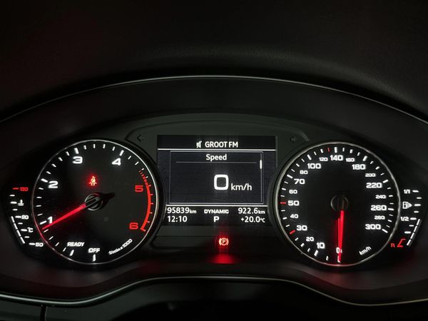 2019-Audi-Q5-20-TDI-quattro-Auto-40-TDI image:2