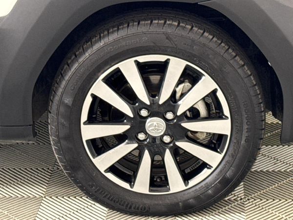 2020-Toyota-Etios-Cross-15-XS-5-dr image:4