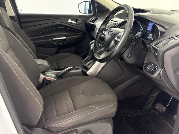 2016-Ford-Kuga-15-EcoBoost-Ambiente-Auto image:8
