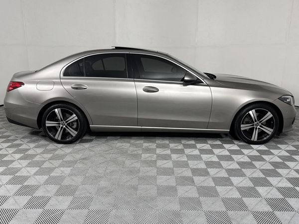 2022-Mercedes-Benz-C-Class-C-220d-Auto image:15