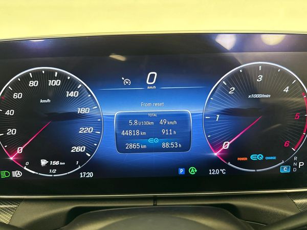 2022-Mercedes-Benz-C-Class-C-220d-Auto image:2