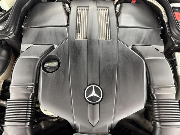 2013-Mercedes-Benz-E-Class-E-400-Coupe image:9