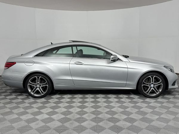 2013-Mercedes-Benz-E-Class-E-400-Coupe image:13