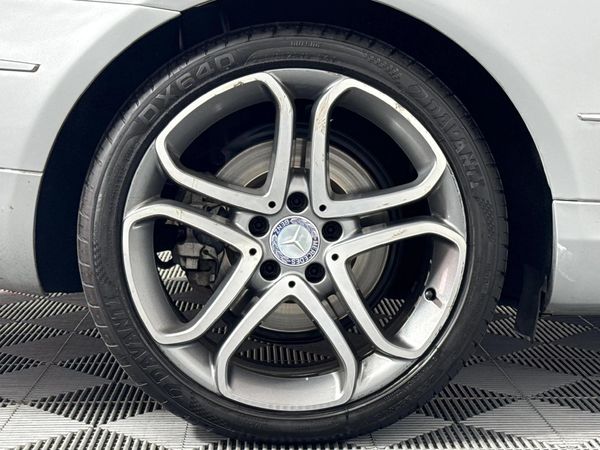 2013-Mercedes-Benz-E-Class-E-400-Coupe image:5