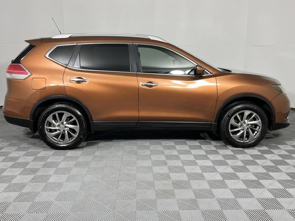 2016-Nissan-X-Trail-20-XE image:16
