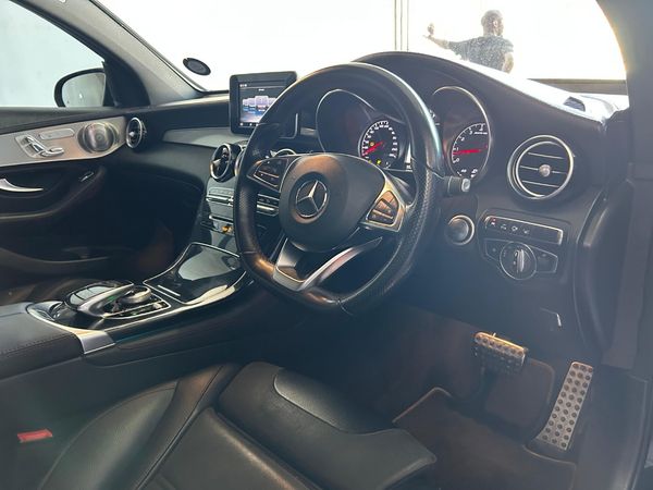 2018-Mercedes-AMG-GLC-43-AMG-Coupe-4Matic image:9