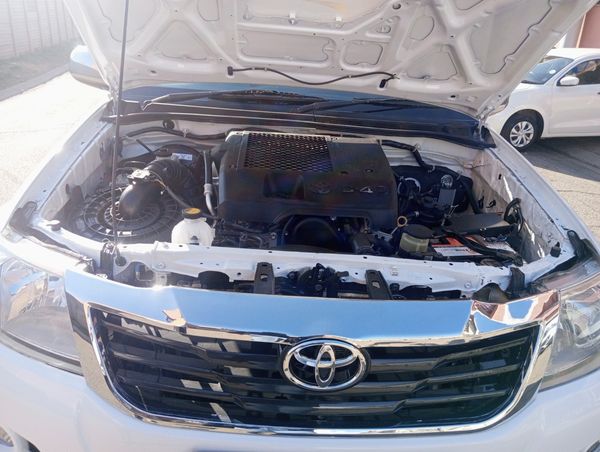 2013-Toyota-Hilux-30-D-4D-Raider-4x4-Single-Cab image:7