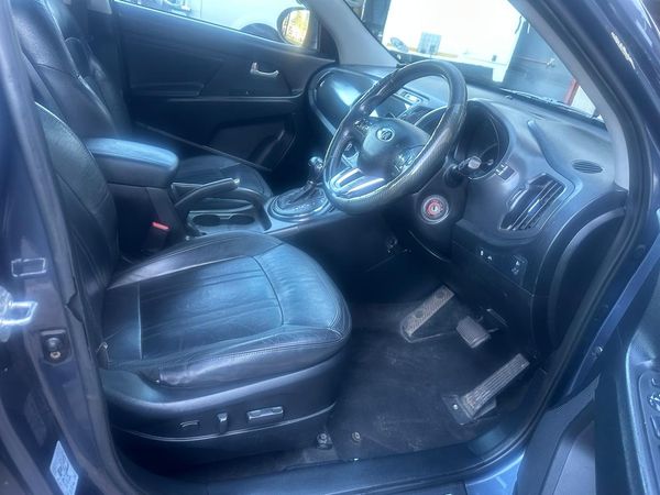 2013-Kia-Sportage-20-CRDi-AWD-Auto image:3