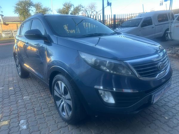 2013-Kia-Sportage-20-CRDi-AWD-Auto image:4