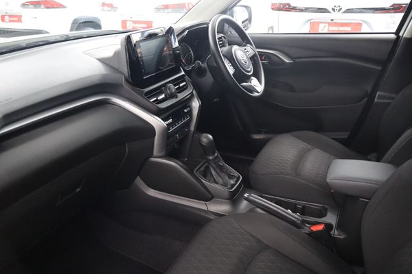 2024-Toyota-Urban-Cruiser-15-XR image:8
