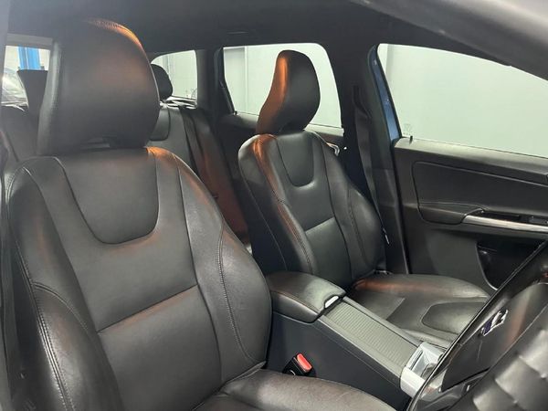 2017-Volvo-XC60-T6-Inscription-Auto-AWD image:11