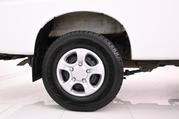 2026-Mahindra-Pik-Up-22-mHawk-S4-Single-Cab image:4