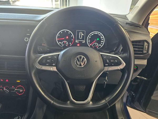 2019-Volkswagen-T-Cross-10-TSI-Comfortline-Auto image:9