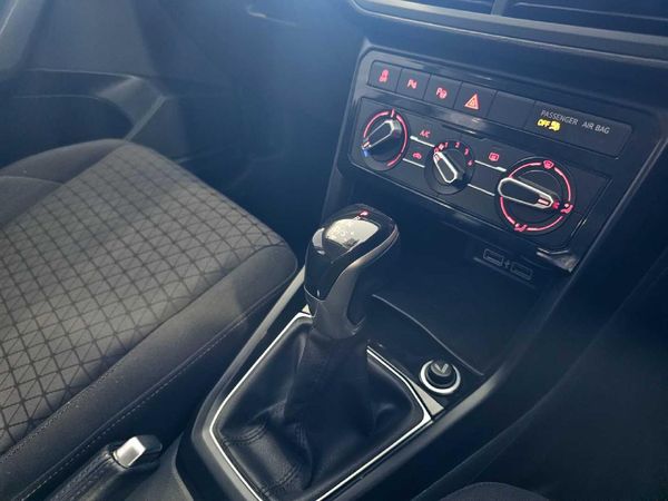 2019-Volkswagen-T-Cross-10-TSI-Comfortline-Auto image:18