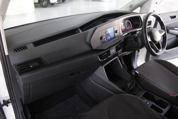 2022-Volkswagen-Caddy-Cargo-20-TDI-81kw-Panel-Van image:14