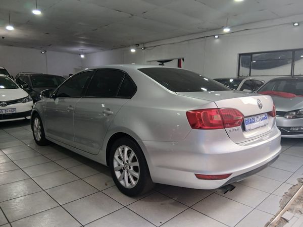 2014-Volkswagen-Jetta-VI-14-TSI-Highline-Auto image:14