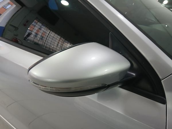 2014-Volkswagen-Jetta-VI-14-TSI-Highline-Auto image:3