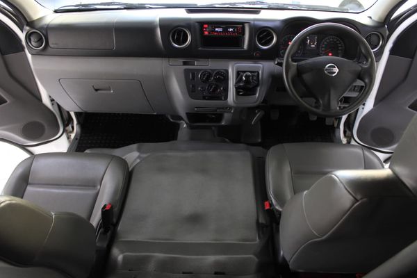 2021-Nissan-NV350-PANEL-VAN image:18
