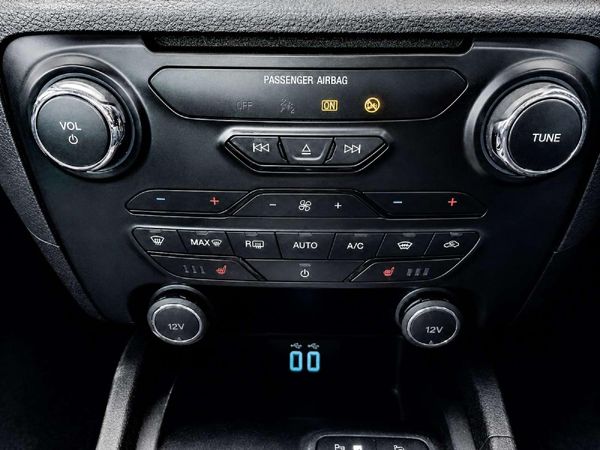 2021-Ford-Ranger-20D-Bi-Turbo-Thunder-4x4-Auto-Double-Cab image:17