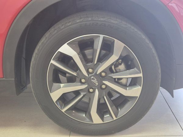 2020-Mahindra-XUV-300-15D-W8 image:25
