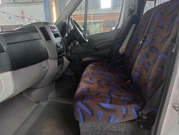 2016-Mercedes-Benz-Sprinter-519-CDI-FC-CC image:10
