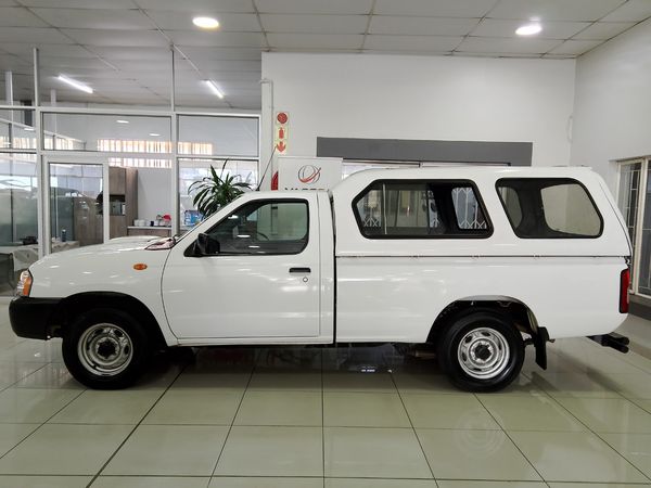 2020-Nissan-NP300-25-TDi-LWB-Single-Cab image:5