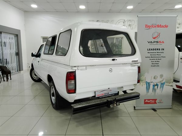 2020-Nissan-NP300-25-TDi-LWB-Single-Cab image:6