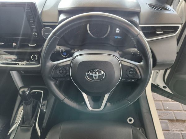 2022-Toyota-Corolla-Cross-18-XS image:10