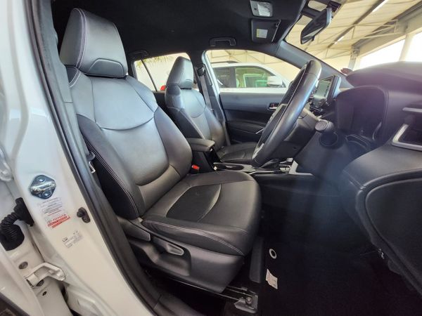 2022-Toyota-Corolla-Cross-18-XS image:13