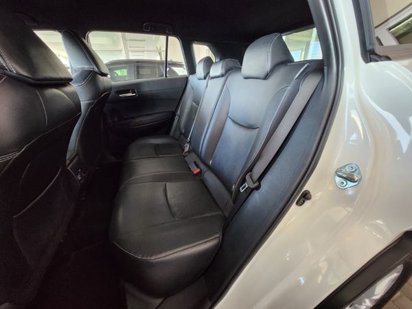2022-Toyota-Corolla-Cross-18-XS image:14