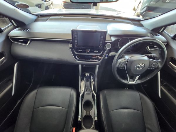 2022-Toyota-Corolla-Cross-18-XS image:19