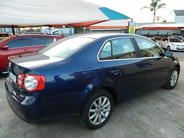 2008-Volkswagen-Jetta-19-TDI-Comfortline-Auto image:8