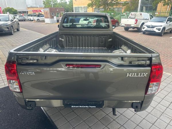 2026-Toyota-Hilux-20-VVTi-Single-Cab image:11
