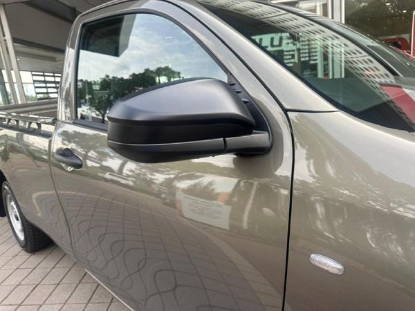 2026-Toyota-Hilux-20-VVTi-Single-Cab image:5