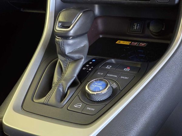 2025-Toyota-RAV4-25-VX-Auto-AWD image:16