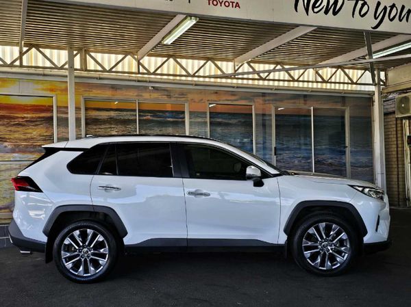 2025-Toyota-RAV4-25-VX-Auto-AWD image:2