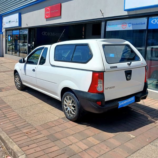 2019-Nissan-NP200-16-AC-Safety-Pack image:5