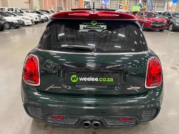 2020-MINI-Hatch-JCW-Auto image:5
