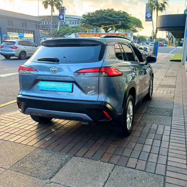 2023-Toyota-Corolla-Cross-18-XS image:4