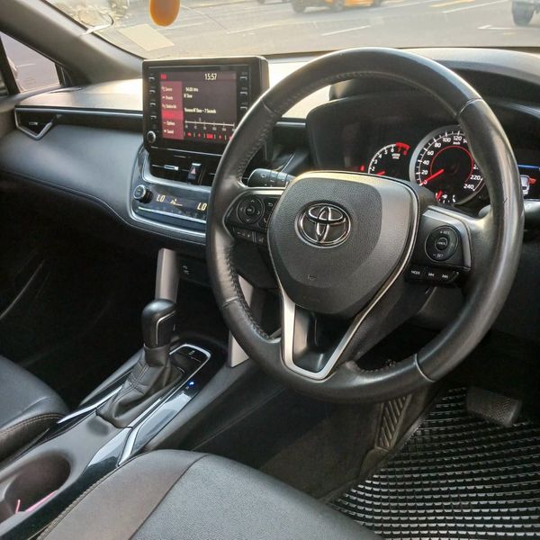 2023-Toyota-Corolla-Cross-18-XS image:8