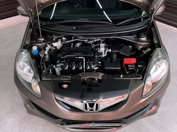 2016-Honda-Brio-12-Comfort-5-dr image:16