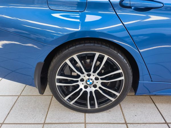 2014-BMW-3-Series-320i-M-Sport-Auto image:10