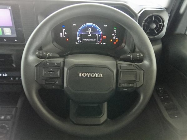 2026-Toyota-Land-Cruiser-FJ-27-GX-Auto image:16