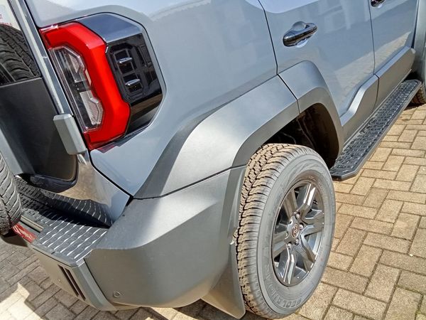 2026-Toyota-Land-Cruiser-FJ-27-GX-Auto image:26