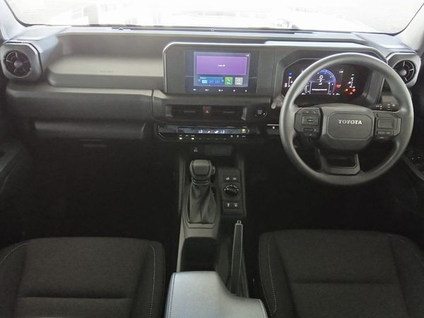 2026-Toyota-Land-Cruiser-FJ-27-GX-Auto image:5
