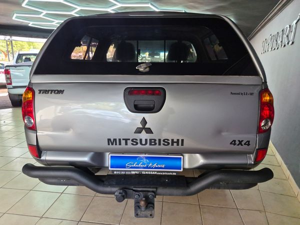 2009-Mitsubishi-Triton-32-DI-D-4x4-Auto-Double-Cab image:4