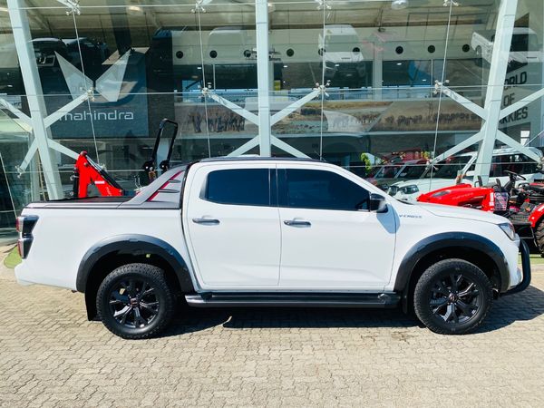 2024-Isuzu-D-Max-30-DDI-V-Cross-HR-Auto-Double-Cab image:2