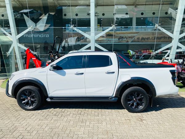 2024-Isuzu-D-Max-30-DDI-V-Cross-HR-Auto-Double-Cab image:6