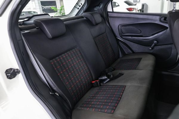 2022-Ford-Figo-15Ti-VCT-Ambiente-5-dr image:13