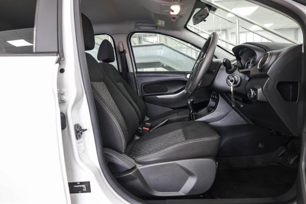 2018-Ford-Figo-15Ti-VCT-Trend-5-dr image:9